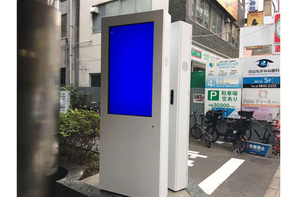 室外廣告觸摸機(jī)的創(chuàng)新技術(shù)是在市場競爭種存活關(guān)鍵